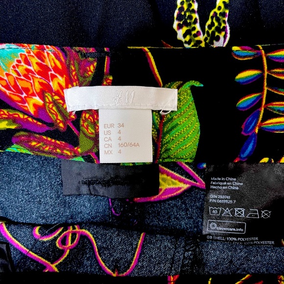 Pallazo high-waisted/wide leg, floral pants - Picture 3 of 5